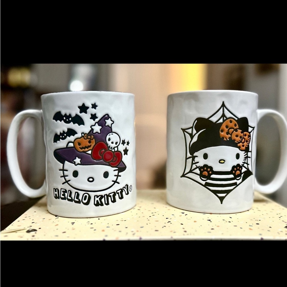Brand New Hello Kitty Mug Set!